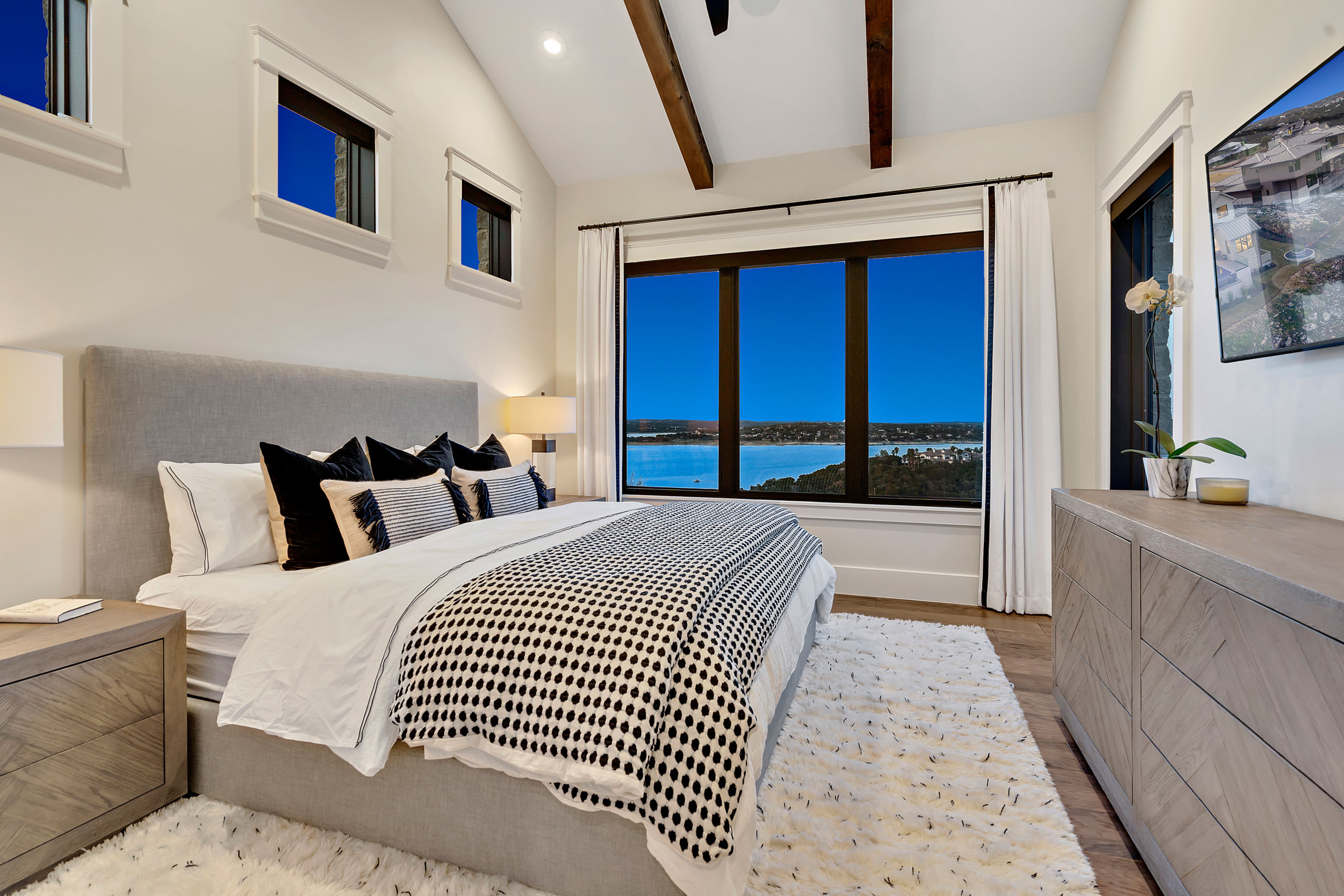 Hill County Lakeside